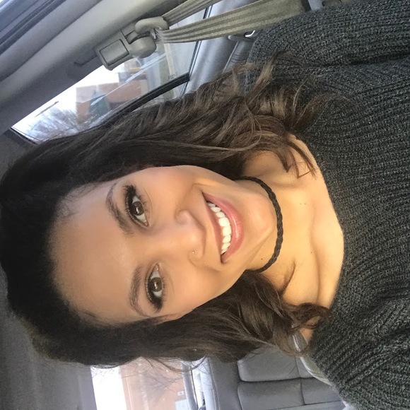 alexis_vines